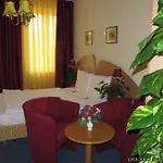 Am Hauptbahnhof Hotel 3*
