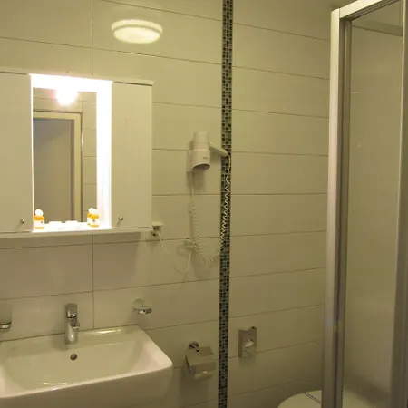 Am Hauptbahnhof Schwerin (Mecklenburg-Vorpommern)