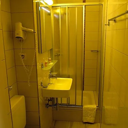 Am Hauptbahnhof Hotell 3*