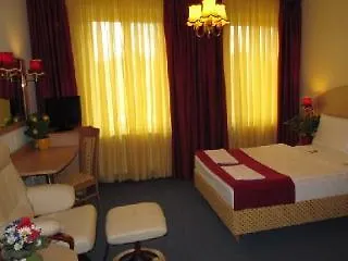Hotell Am Hauptbahnhof 3*